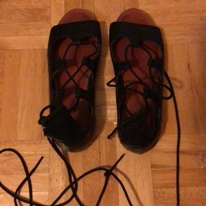 American eagle lace up black sandals